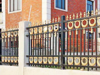 杭州铝围栏安装公司总结一下铝艺护栏的使用优势